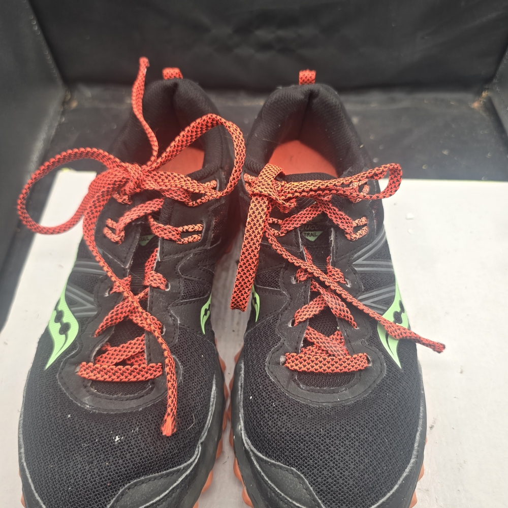 Saucony Kids' Sneakers with Red and Green Highlights
